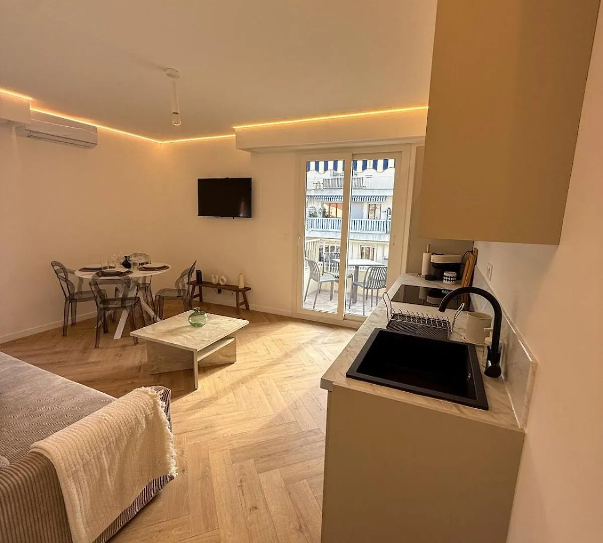 Apartment Appartement Port De Nice 4Pers Emplacement Ideal