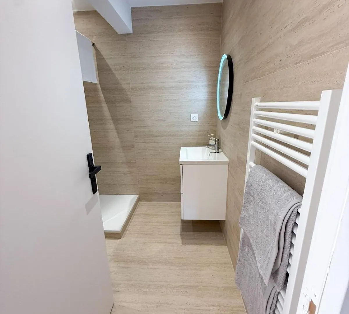 Appartement Port De Nice 4Pers Emplacement Ideal 0*,