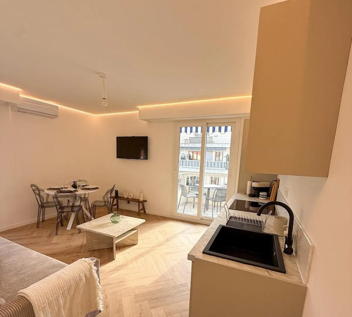 Appartement Port De Nice 4Pers Emplacement Ideal Apartment